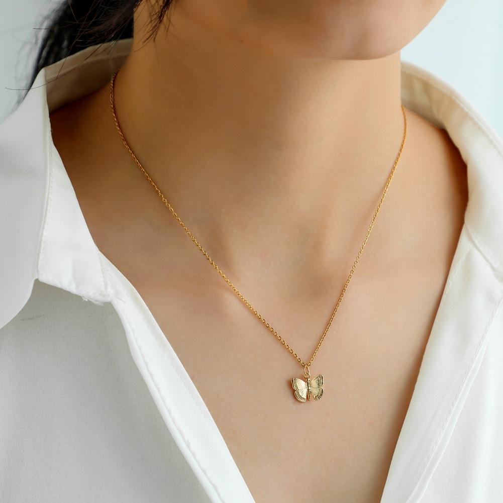 Ins niche three-dimensional butterfly pendant fashion titanium steel chain gold-plated collarbone necklace temperament necklace