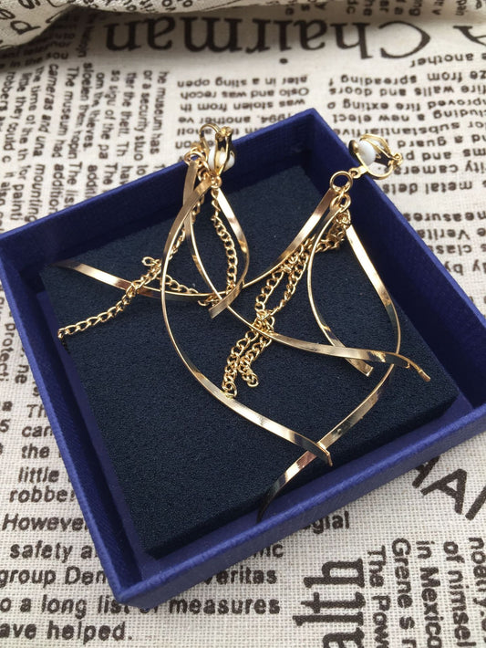 Spiral tassel metal ear clips without ear holes free to wear exaggerated atmosphere night party stage accessories