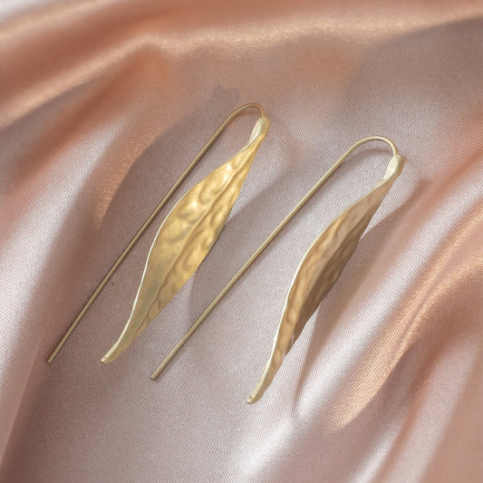 Ins personality leaf earhook earrings female fashion temperament niche irregular leaf earrings sub-gold earrings