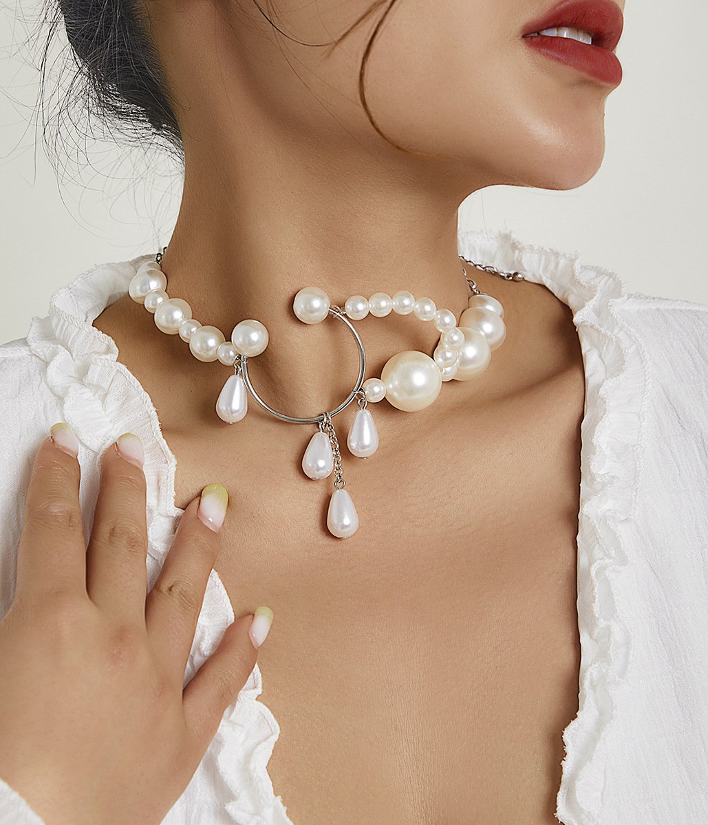 Jewelry niche heart-shaped portrait multi-variety necklace creative water drop imitation pearl weaving temperament necklace