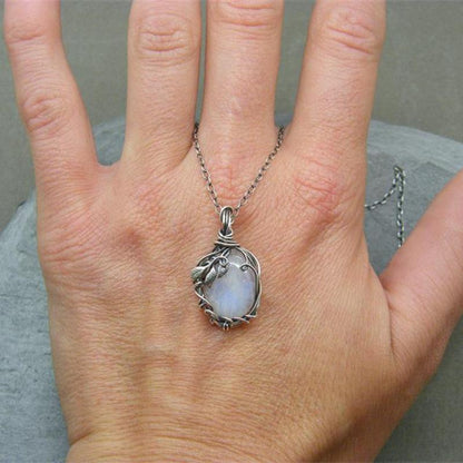 Explosive Jewelry Moonstone Necklace Female Pendant Retro Bohemian Leaf Rattan Accessories