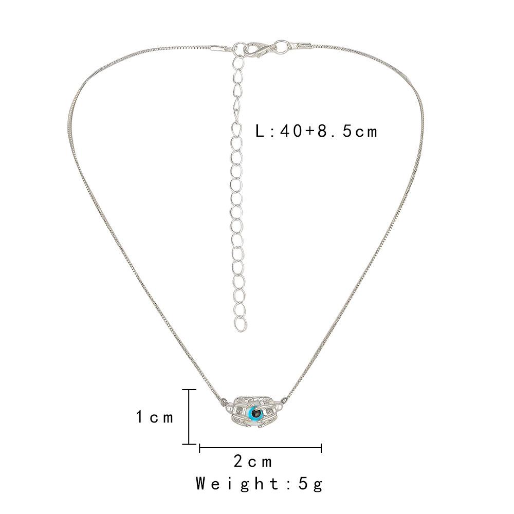 Simple personality trend hands hug eyes necklace style beautiful creative temperament clavicle chain necklace female