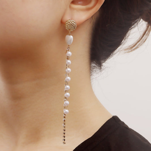 Jewelry long tassel imitation pearl claw diamond chain earrings female ins beaded earrings high-end niche