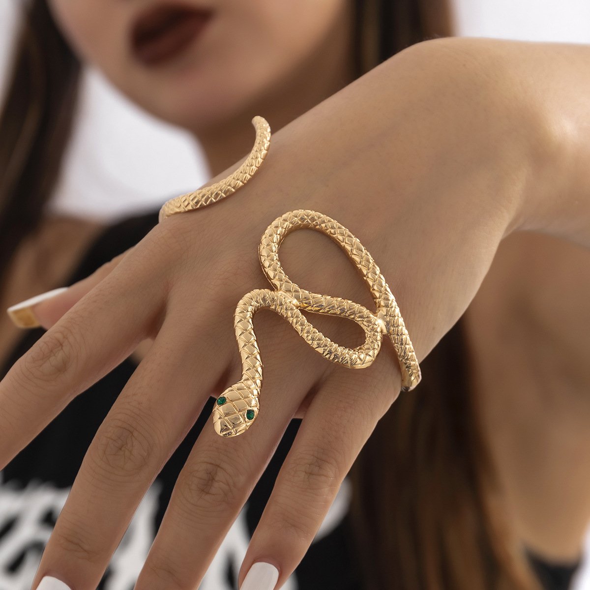 Jewelry Punk Sweet Cool Hot Girl Hand Decoration Personality Curved Snake Pattern Open Bracelet Female