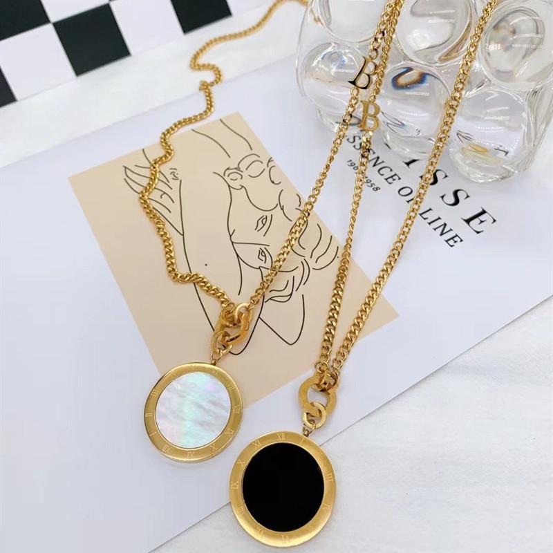 New Year's Live Explosion Fashion Titanium Steel Long Roman Numerals Black and White Double-sided Round Card Sweater Chain