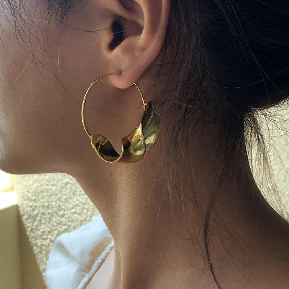 E8696 Exaggerated Alloy Earrings Women's Creative Geometric Big Circle Earrings Personalized Punk Earrings