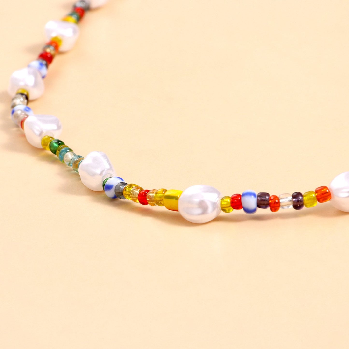 Jewelry Color Transparent White and Blue Rice Bead Necklace Female Fashion Popular Personality Pearl Necklace