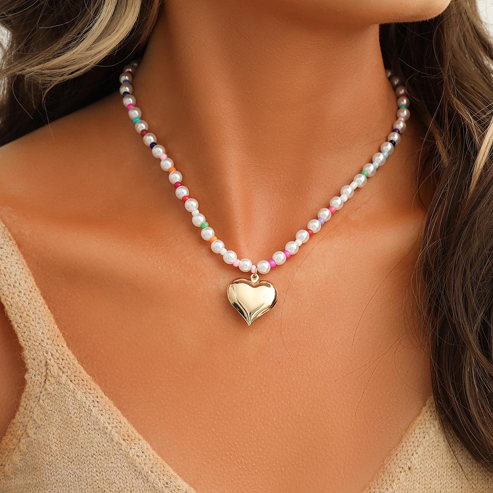 Bohemian colorful rice beads pearl heart rainbow short necklace collarbone chain necklace cute fashion all-match accessories