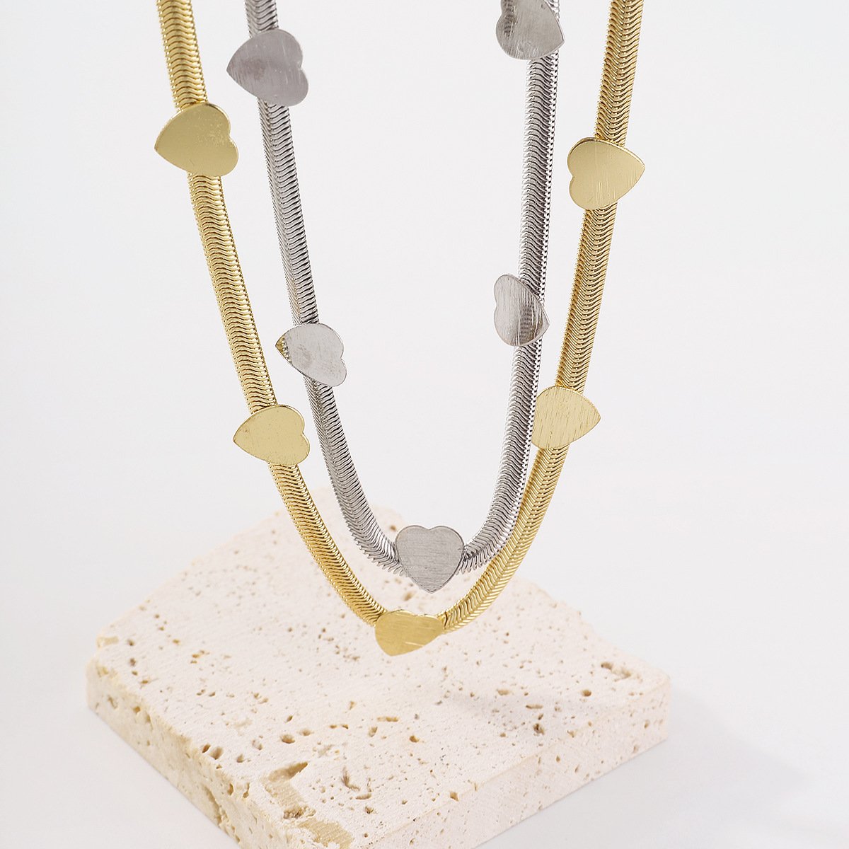 1168 Minority Net Red Necklace Snake Bone Chain Heart Cold Necklace Simple Sweet and Spicy Metal Necklace Female