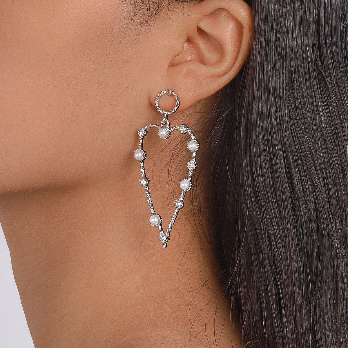 E155 Jewelry Hollow Geometric Love Exaggerated Earrings Imitation Pearl Rhinestone Temperament Earrings Women