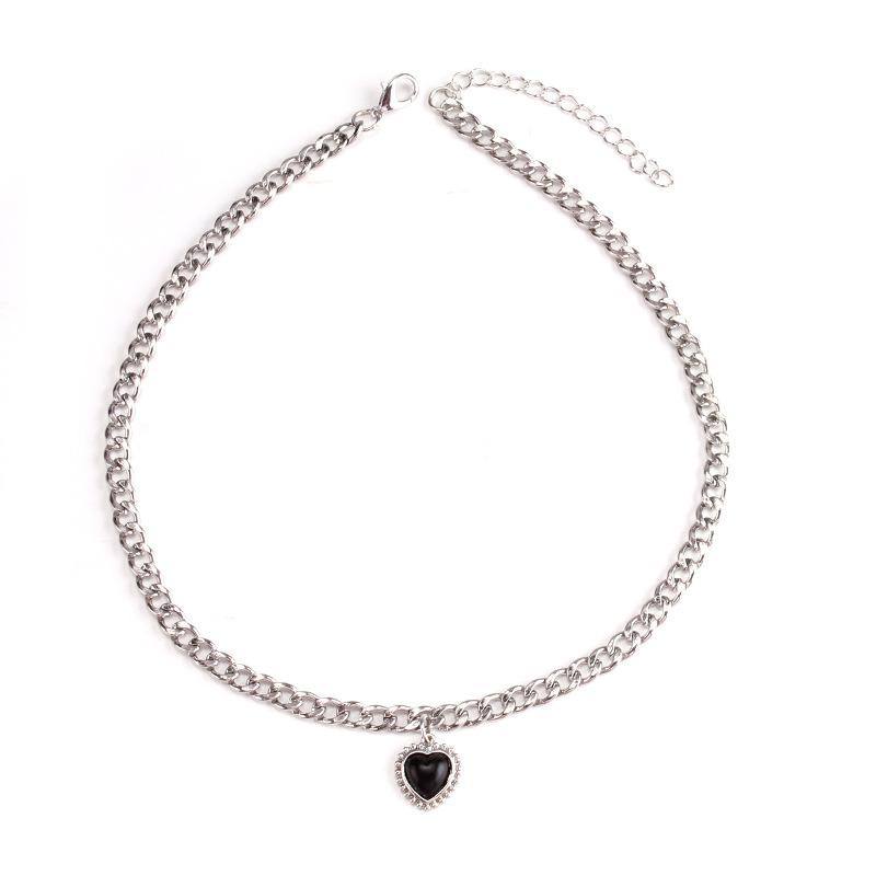 Design sense stainless steel collarbone chain cool personality cool girl black agate peach heart pendant necklace trendy