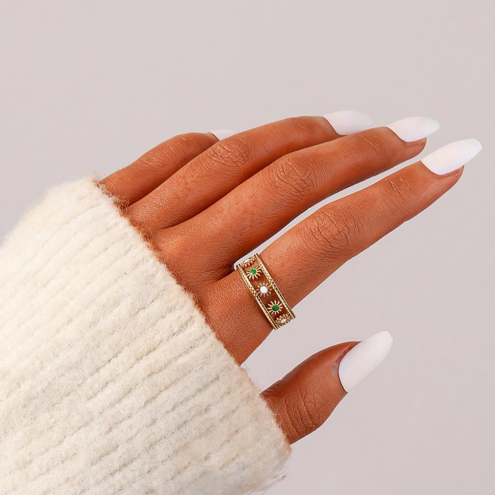 Simple personality niche design stainless steel opening adjustable hollow sun dripping oil ring female