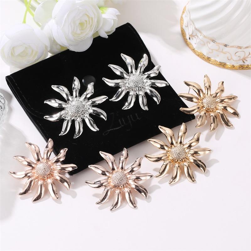 Trendy fashion earrings temperament sunflower earrings elegant sunflower goddess earrings