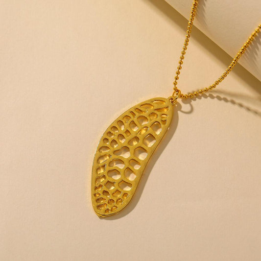 Retro Necklace Simple Hollow Multicolor Dragonfly Wings Fashion Pendant Necklace Jewelry