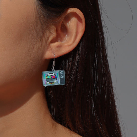 E1337 Simple Plate Earrings Retro Nostalgic Acrylic TV Earrings Personality Creative Earrings