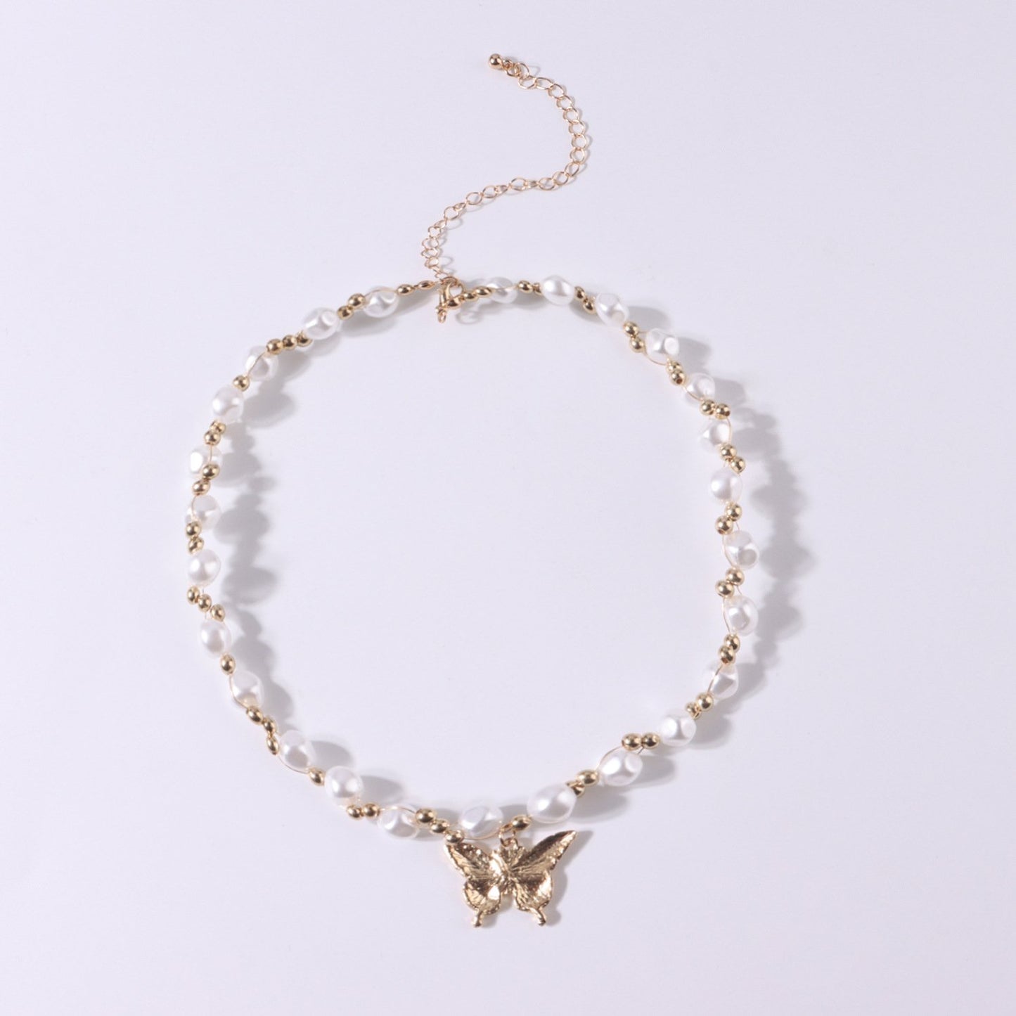 Jewelry Fashion Embossed Three-dimensional Butterfly Necklace Women's Short Style Pearl Geometric Single Layer Necklace