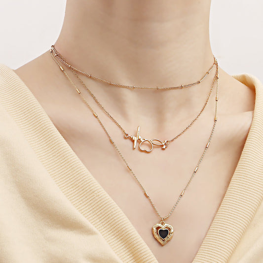 Jewelry trend multi-layer love pendant necklace female niche design ins hot girl necklace accessories