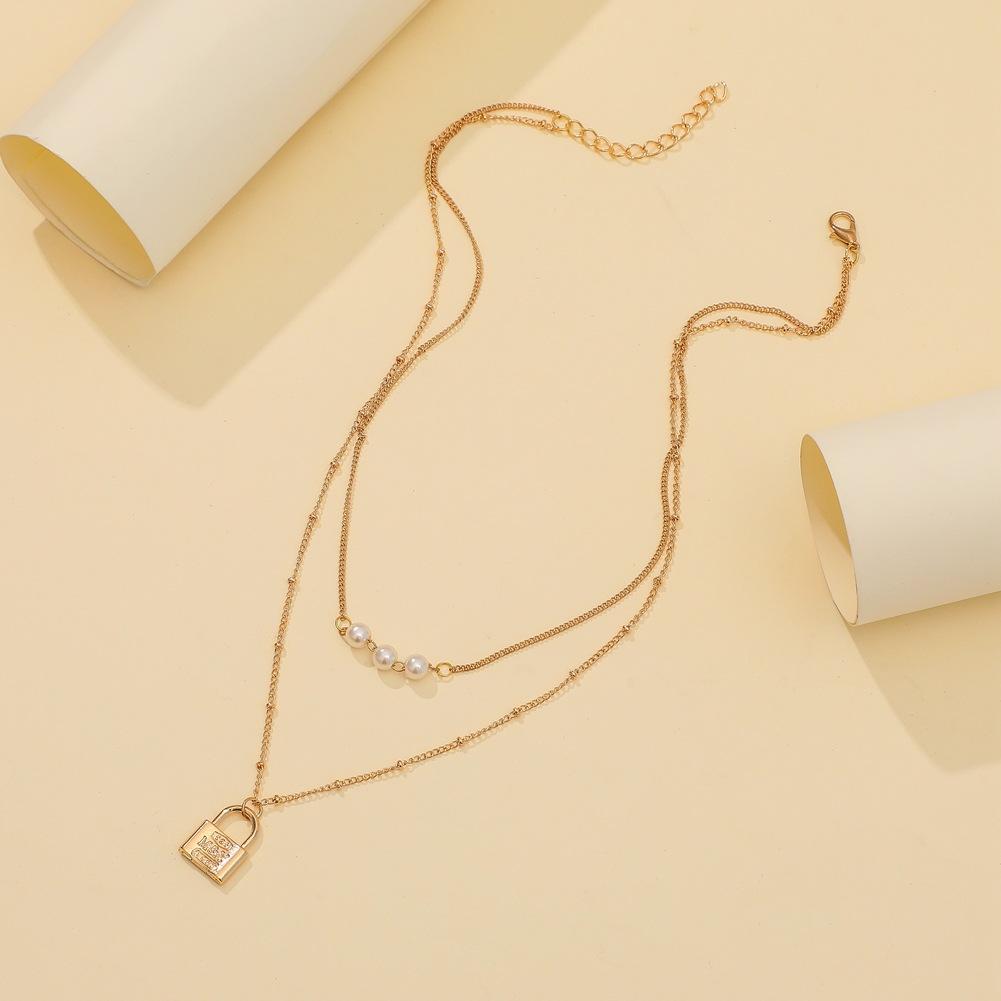 Dongdaemun Simple and Versatile Temperament Pearl Necklace Personality Metal Lock Pendant Fashion Niche Double Layer Necklace