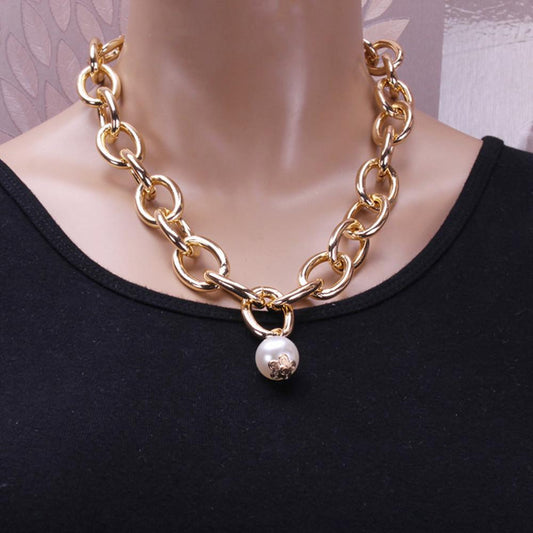 Temperament Elegant Pearl Pendant Short Necklace Bracelet Fashion Thick Chain Exaggerated Necklace Women