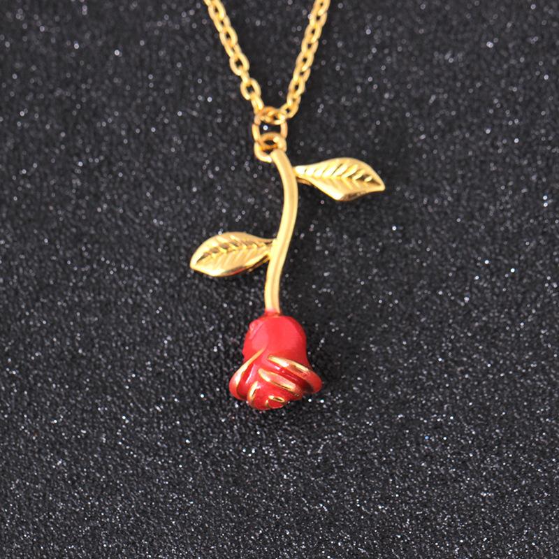 Red Rose Pendant Necklace Female Cute Plant Flower Clavicle Chain Jewelry