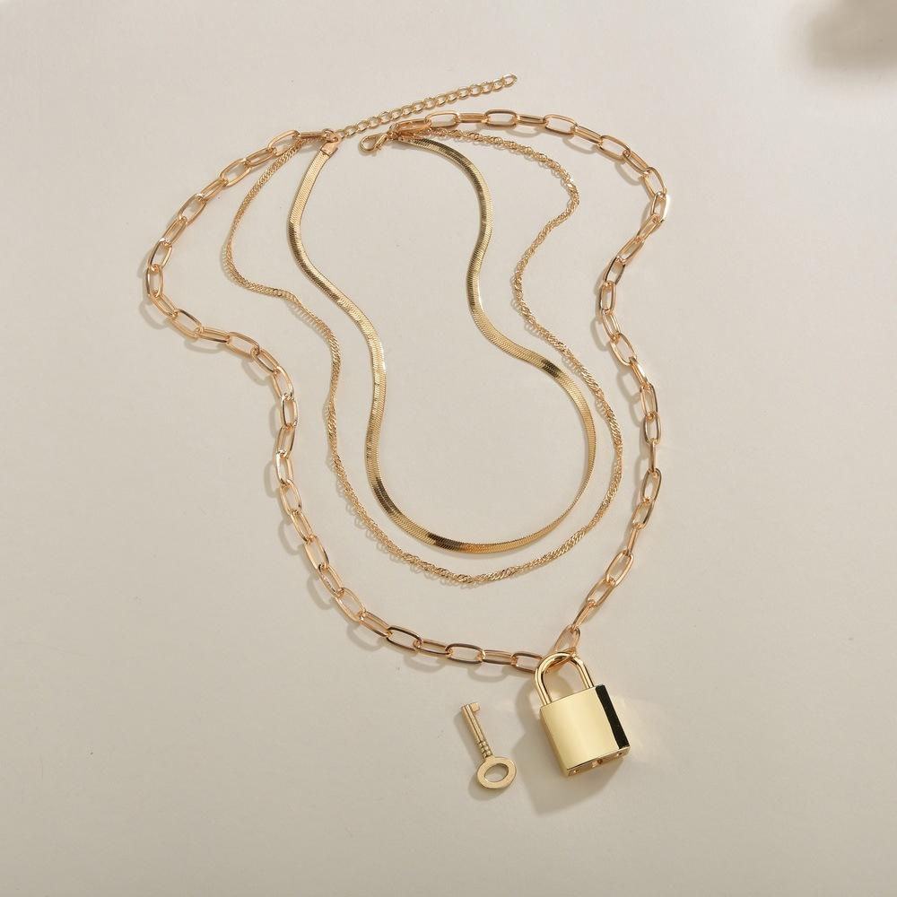 Exaggerated hip-hop net red metal lock pendant necklace retro multi-layer chain necklace