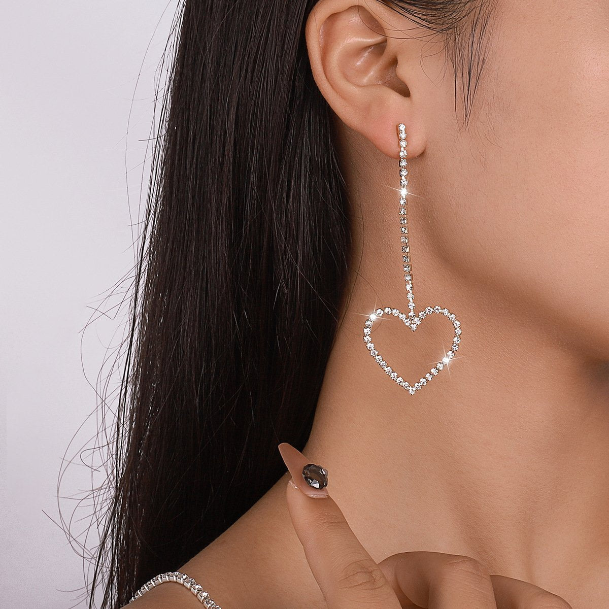 E1551 Rhinestone Tassel Love Geometric Earrings Exaggerated Long Fairy Earrings Modern Temperament Earrings