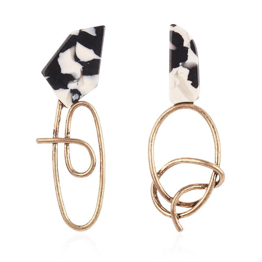 2E4531 street shooting the same Nordic cold fashion special-shaped resin gold evening party earrings