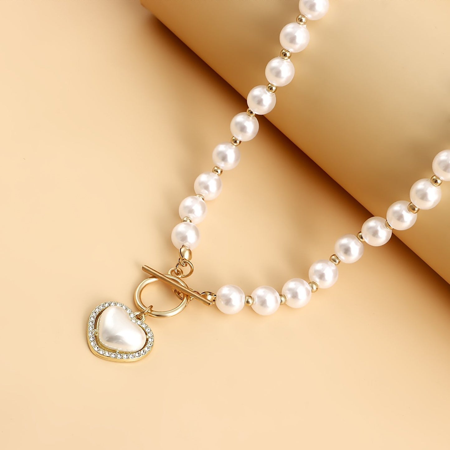 Jewelry Acrylic Pearl Beaded Necklace Love Pendant Necklace Women's Versatile Choker