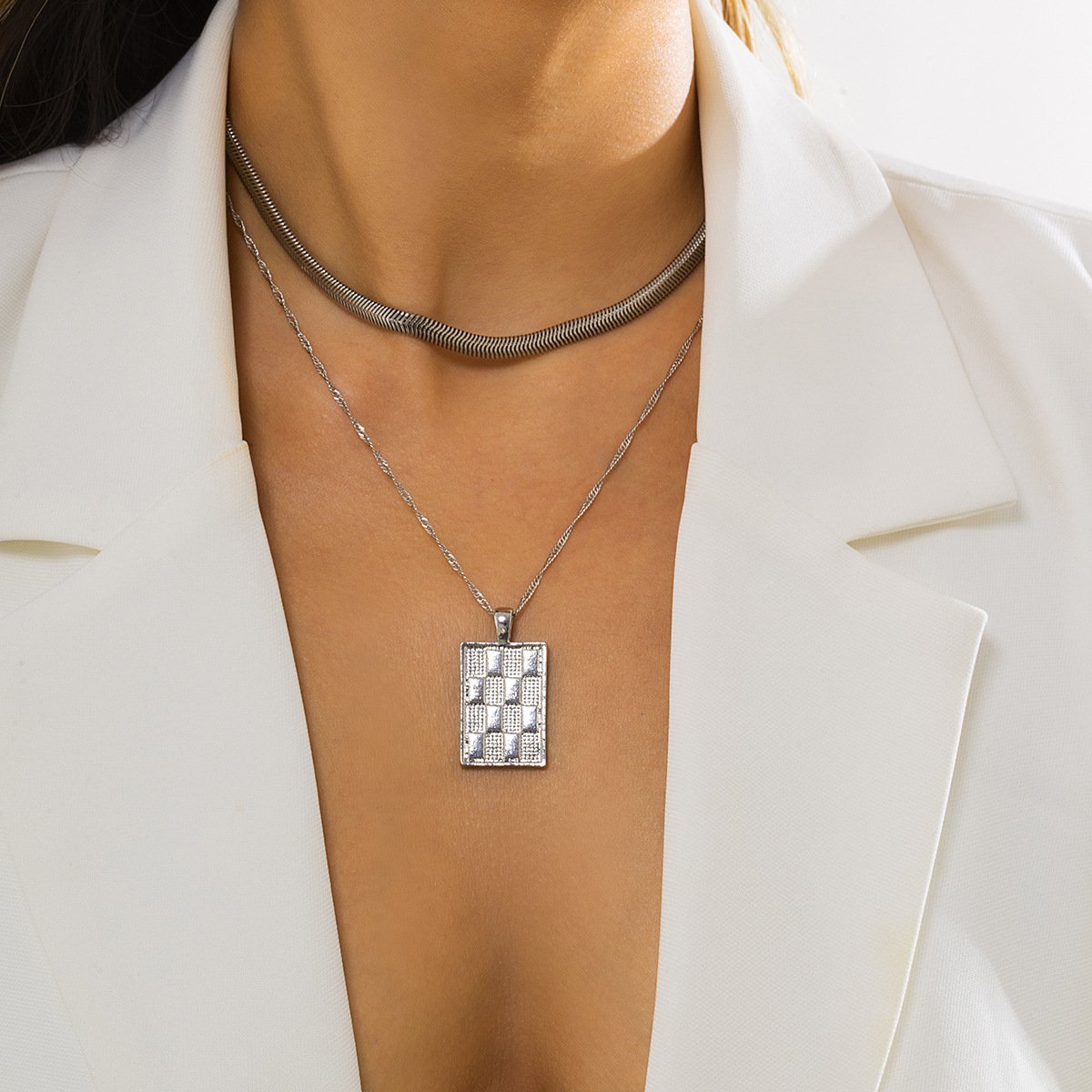Jewelry Retro Metal Checkerboard Pendant Necklace Female Hip Hop Simple Snake Bone Chain Clavicle Necklace
