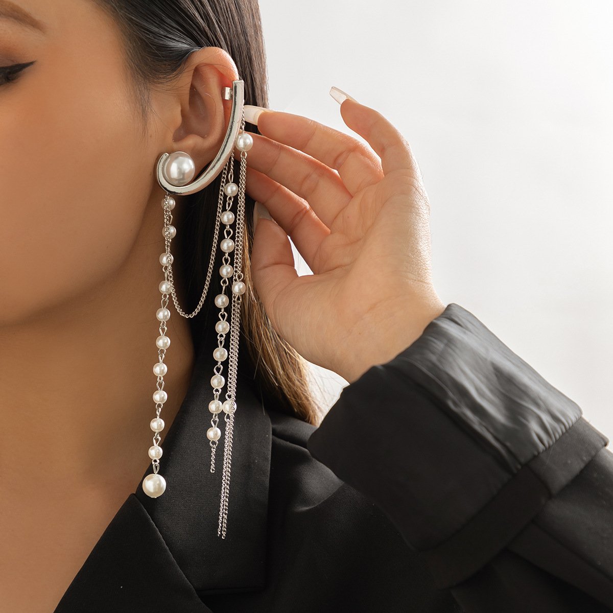 Jewelry temperament personality pearl chain tassel earrings personality geometric metal ear bone clip earrings