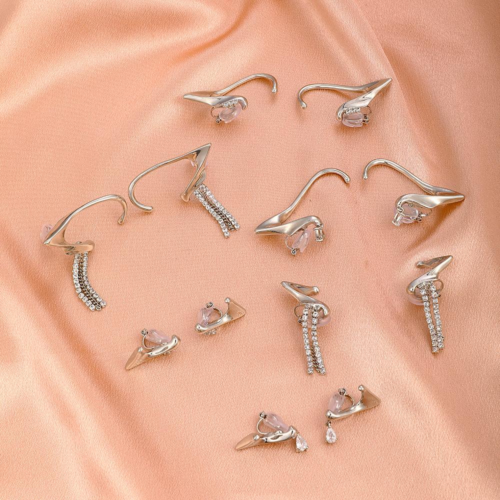 Internet celebrity niche design elf tassel ear clip fashion temperament sweet no hole ear bone clip personality simple ear hanging trend