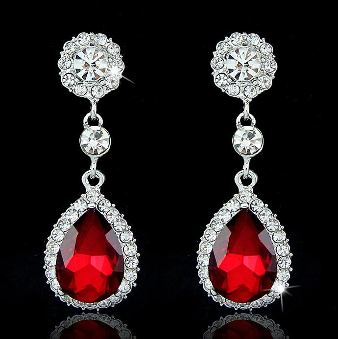 Fashion Shiny Drop Shaped Crystal Earrings Versatile Sweet Earrings Famous Ear Jewelry
