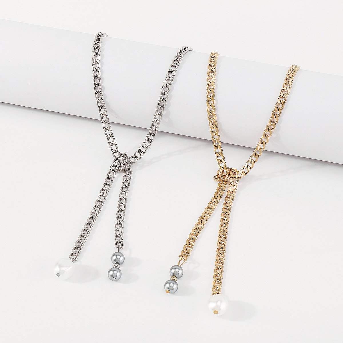 N1571 Gentle and fragrant personality necklace Cuban chain single-layer necklace elegant long pearl back decoration