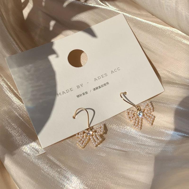 S925 Silver Needle Butterfly Pearl Earrings Women's Exquisite Small Stud Earrings Star Same Style Small Fragrance Earrings