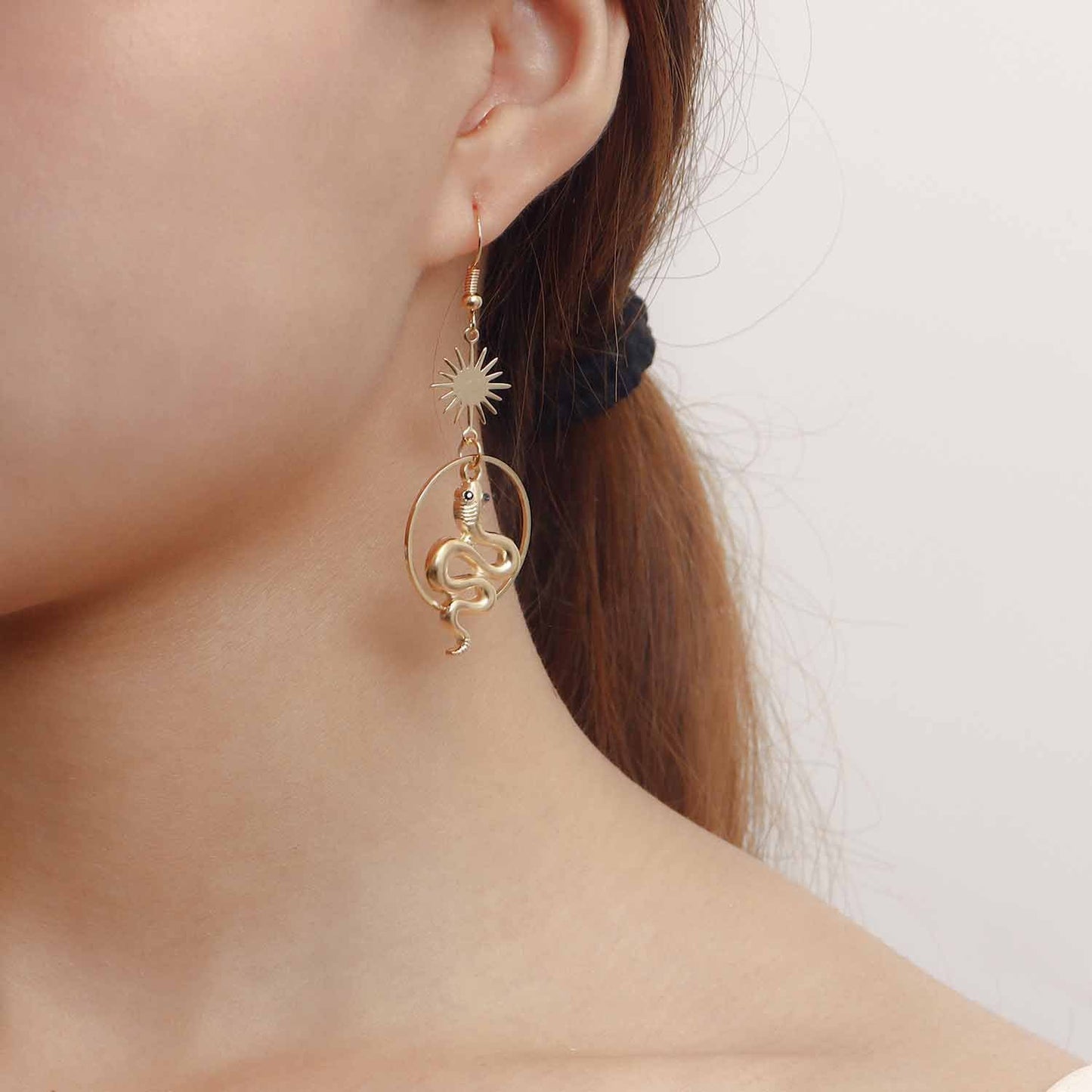 Jewelry Geometric Exaggerated Trendy Earrings Creative Design Fashion Gold Snake Earrings Earrings Earrings
