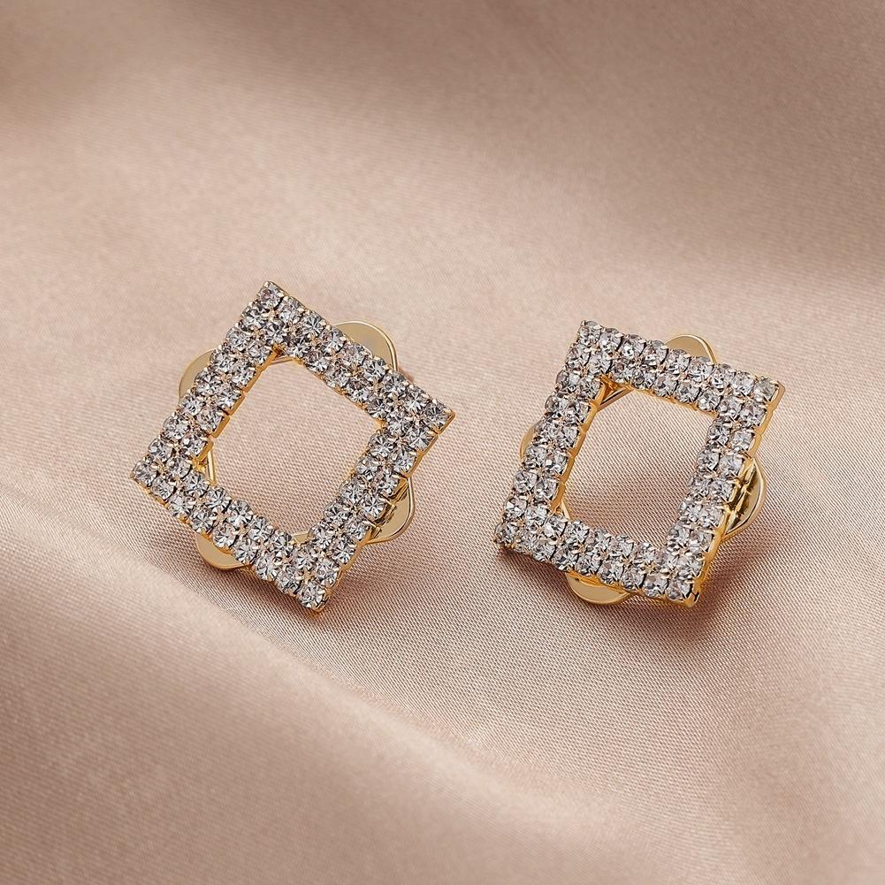 All-match square full diamond earrings fashion rhombus temperament simple and exquisite sparkling diamond ladies earrings