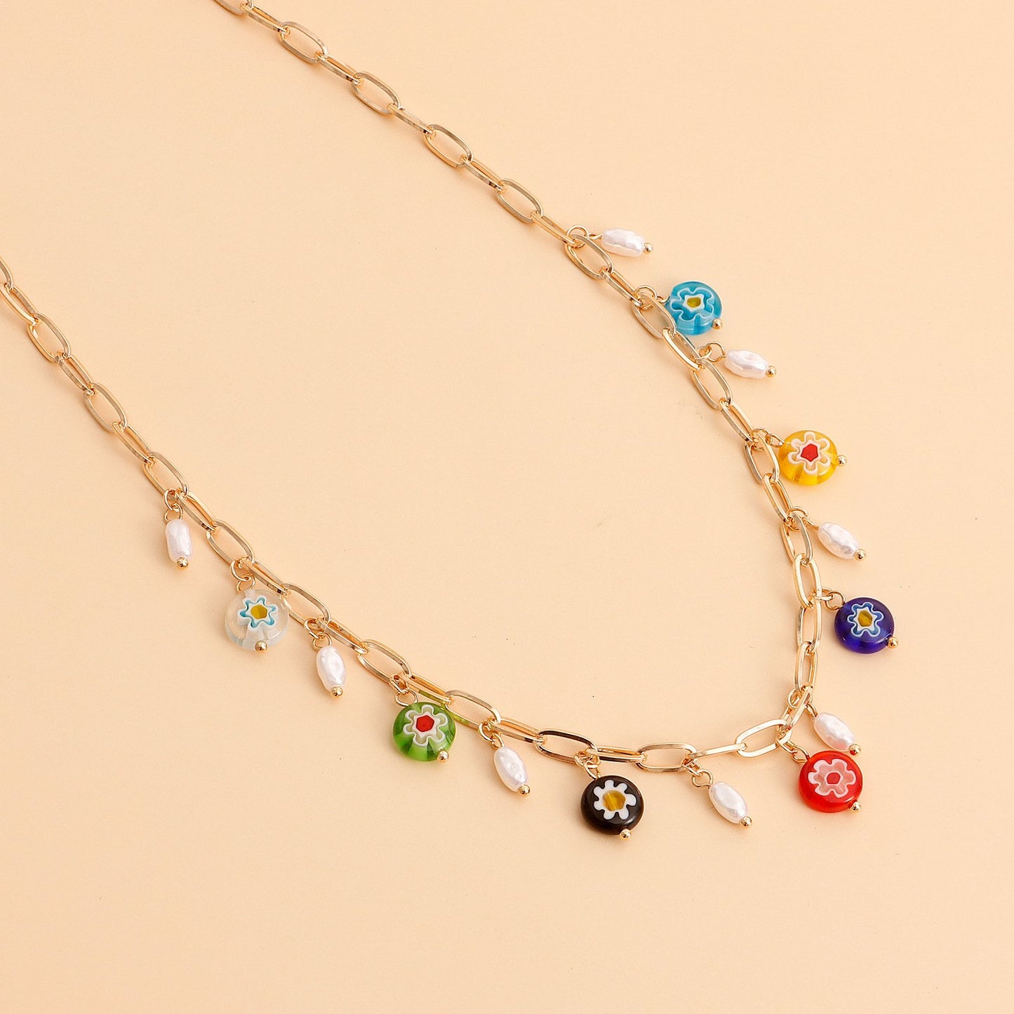 Jewelry niche simple back-shaped chain colorful glass flower pendant necklace female ins high-end explosion