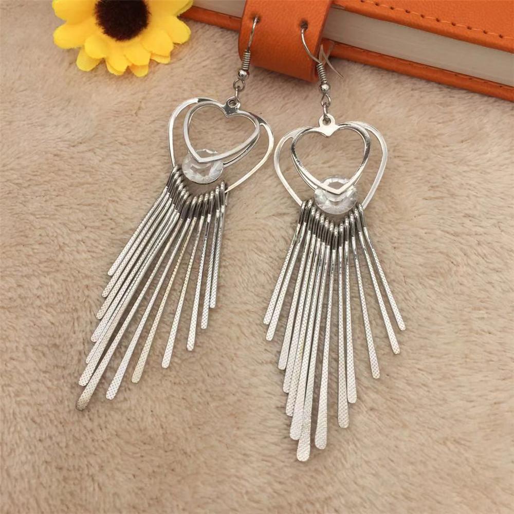 High-quality heart imitation zircon tassel earrings for women fine grain metal bar earrings popular exaggerated earrings