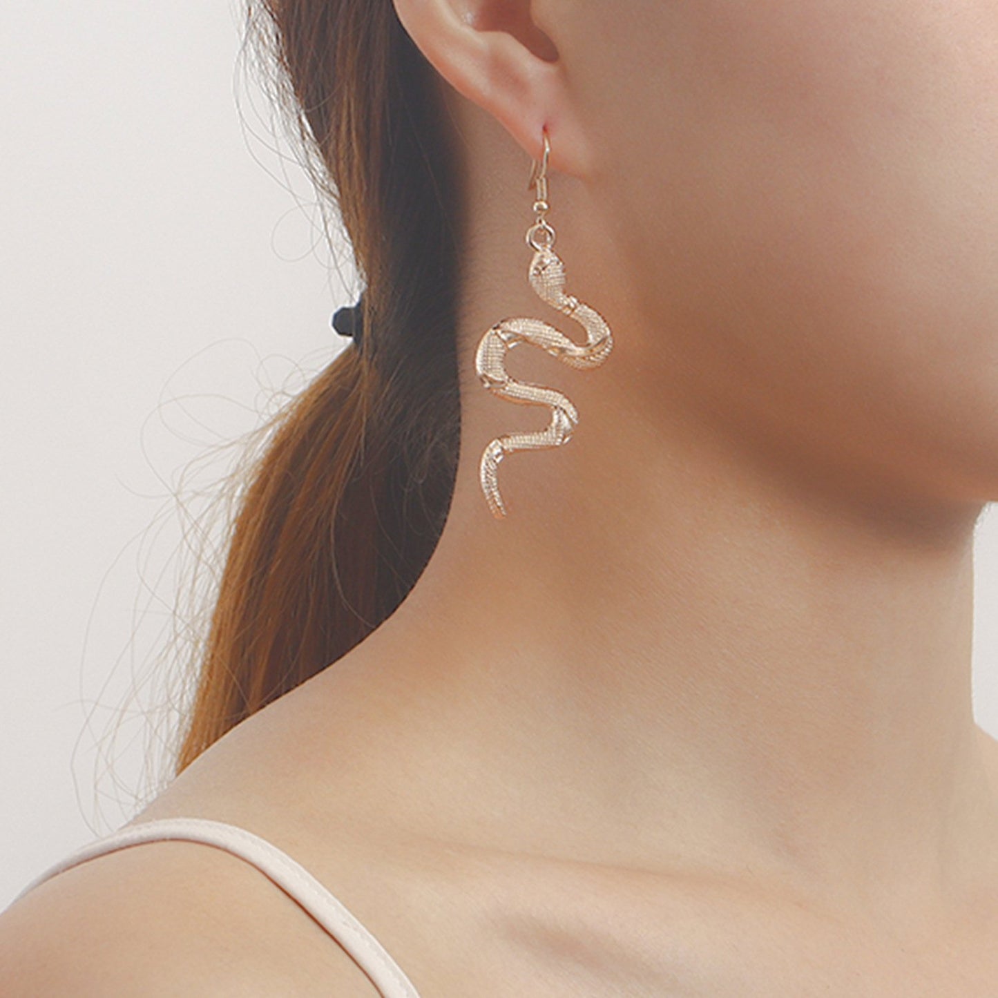 Trendy style soil cool temperament personality retro snake ear hanging ins snake-shaped winding earrings earrings all-match female