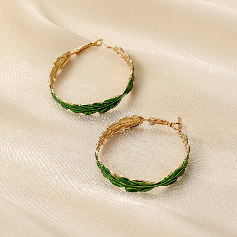 Fashionable high-end niche design simple personality environmental protection color painting oil green leaves wheat ears earrings earrings