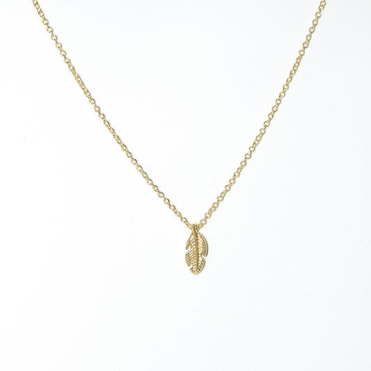 18 years jewelry leaf leaf necklace pendant female clavicle chain animal feather small plant popular