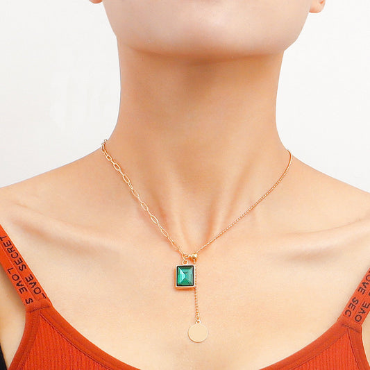 Jewelry Emerald Square Pendant Clavicle Chain Female Light Luxury Versatile No Exaggeration Fashion Commuter Necklace