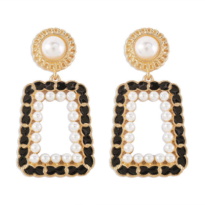 E188 Personality Niche Oil Drop Pearl Earrings French Romantic Retro Elegant Square Fashion Earrings
