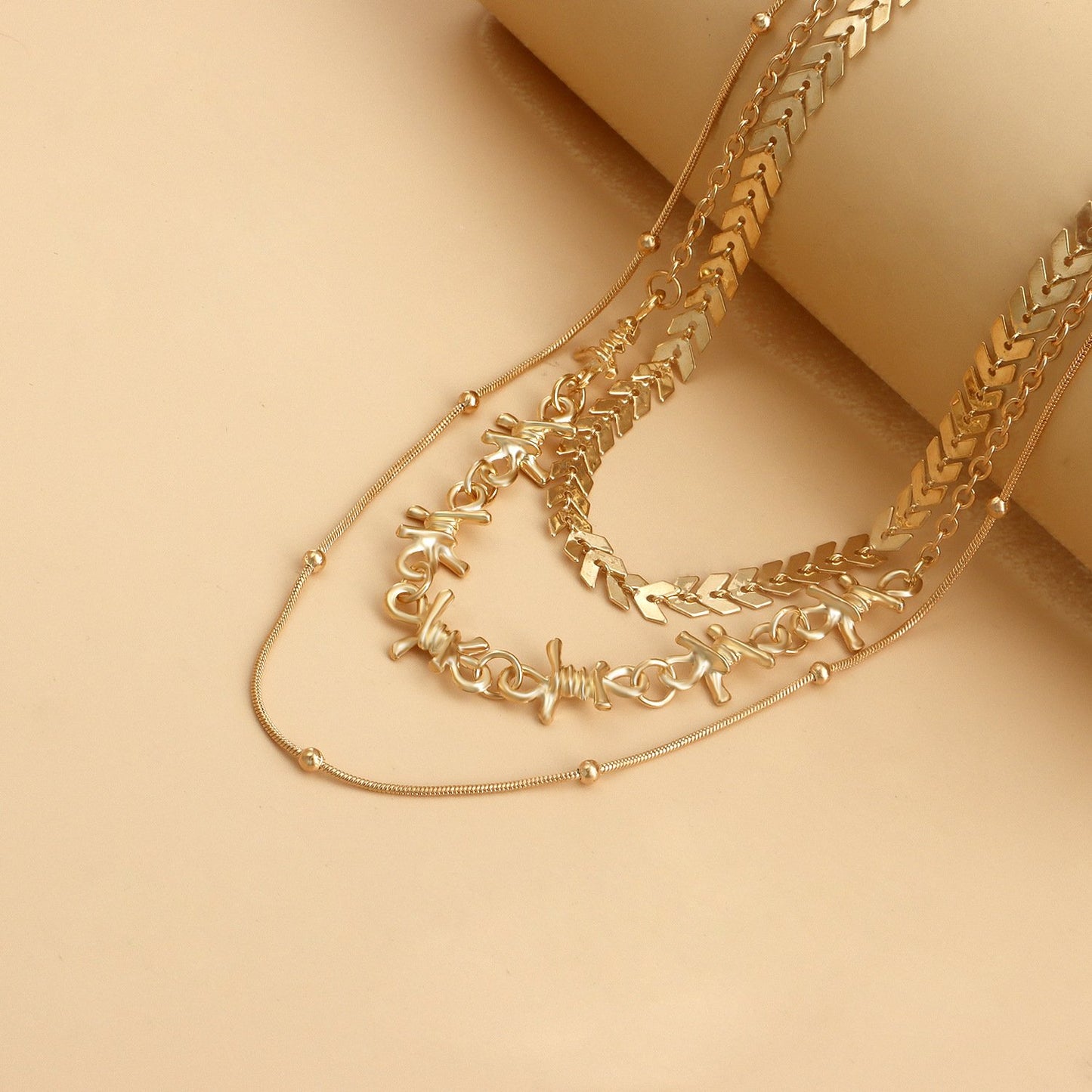 Jewelry Versatile Simple Design Folding Clavicle Aircraft Chain Cold Temperament Metal Necklace Female
