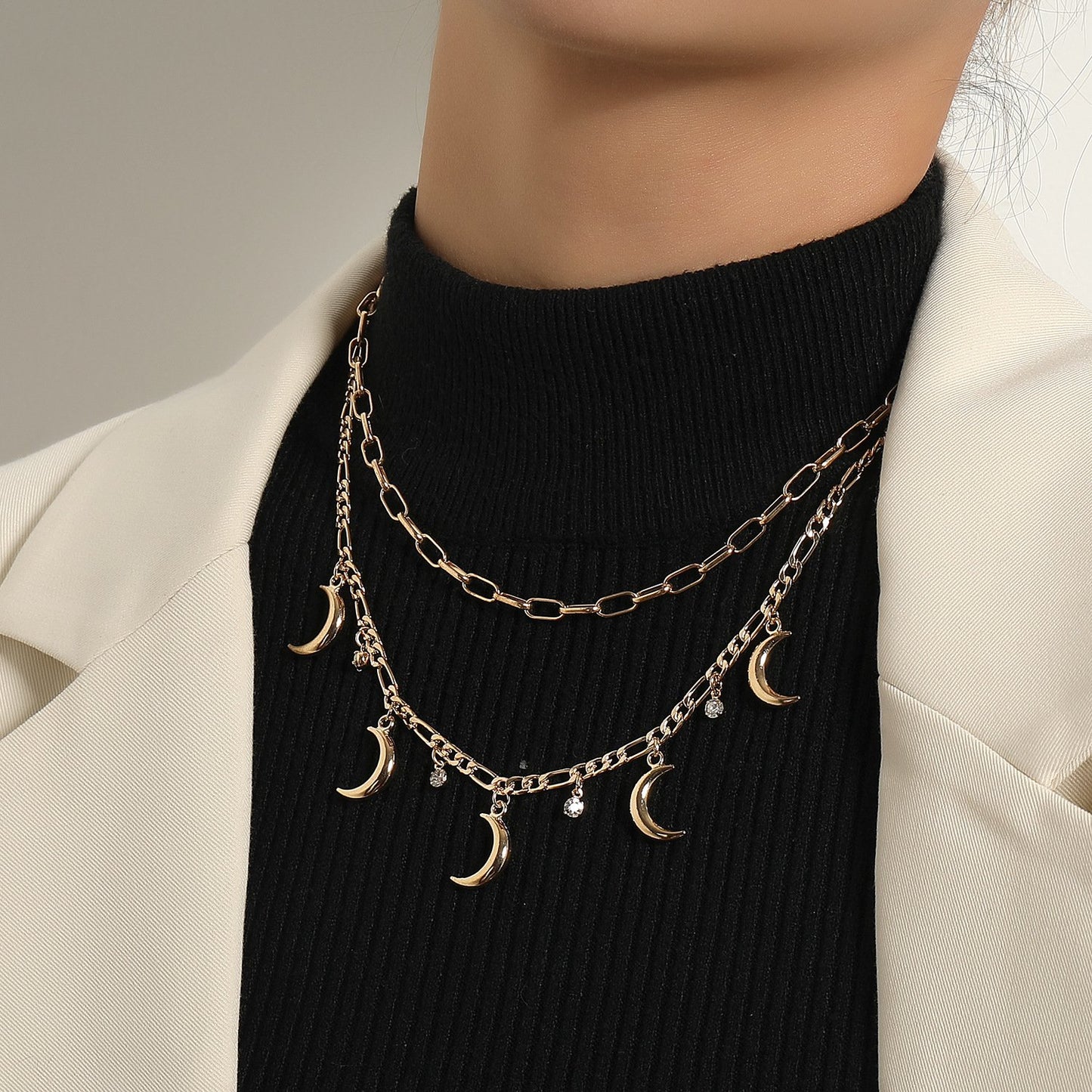 Jewelry Geometric Metal Crescent Rhinestone Pendant Necklace Women's Fashion Trendy Multi-layer Sweater Necklace
