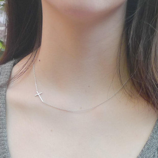 Simple temperament personality cross pendant short necklace necklace