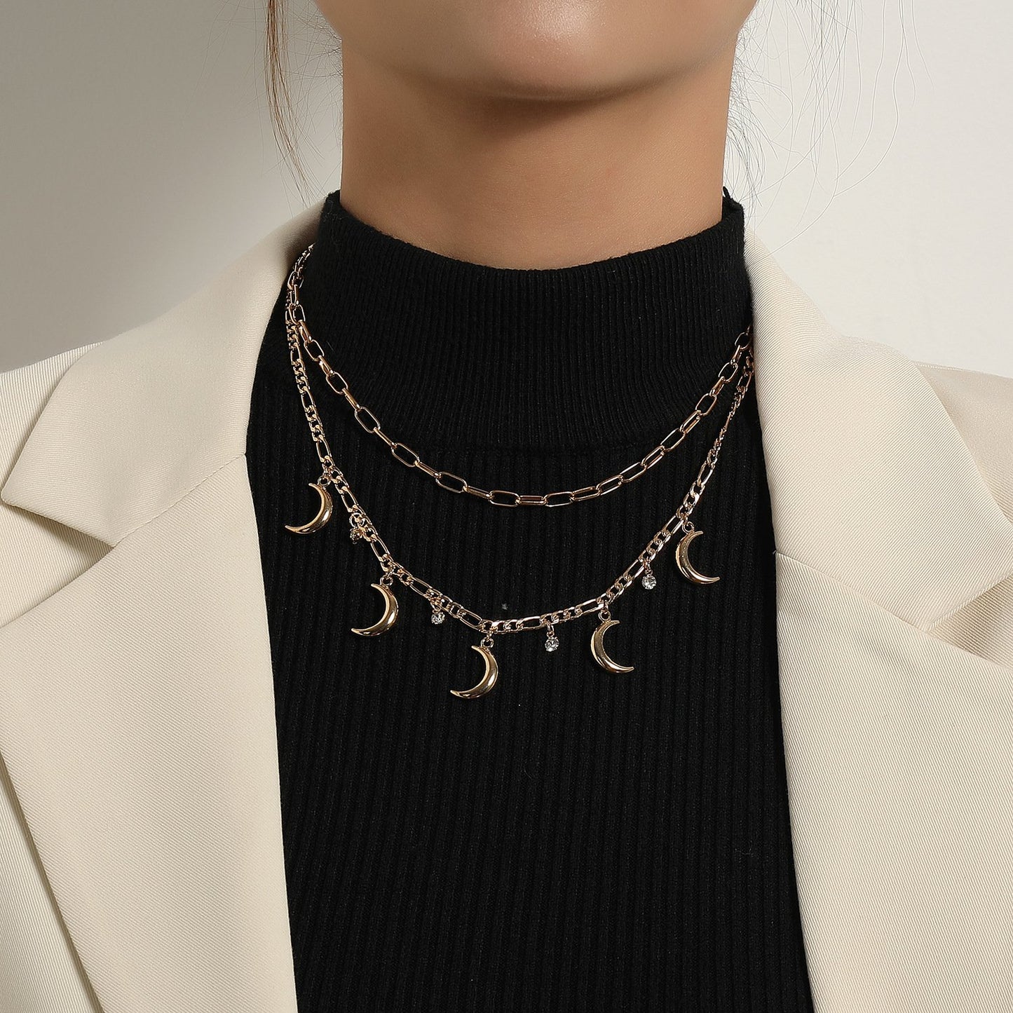 Jewelry Geometric Metal Crescent Rhinestone Pendant Necklace Women's Fashion Trendy Multi-layer Sweater Necklace