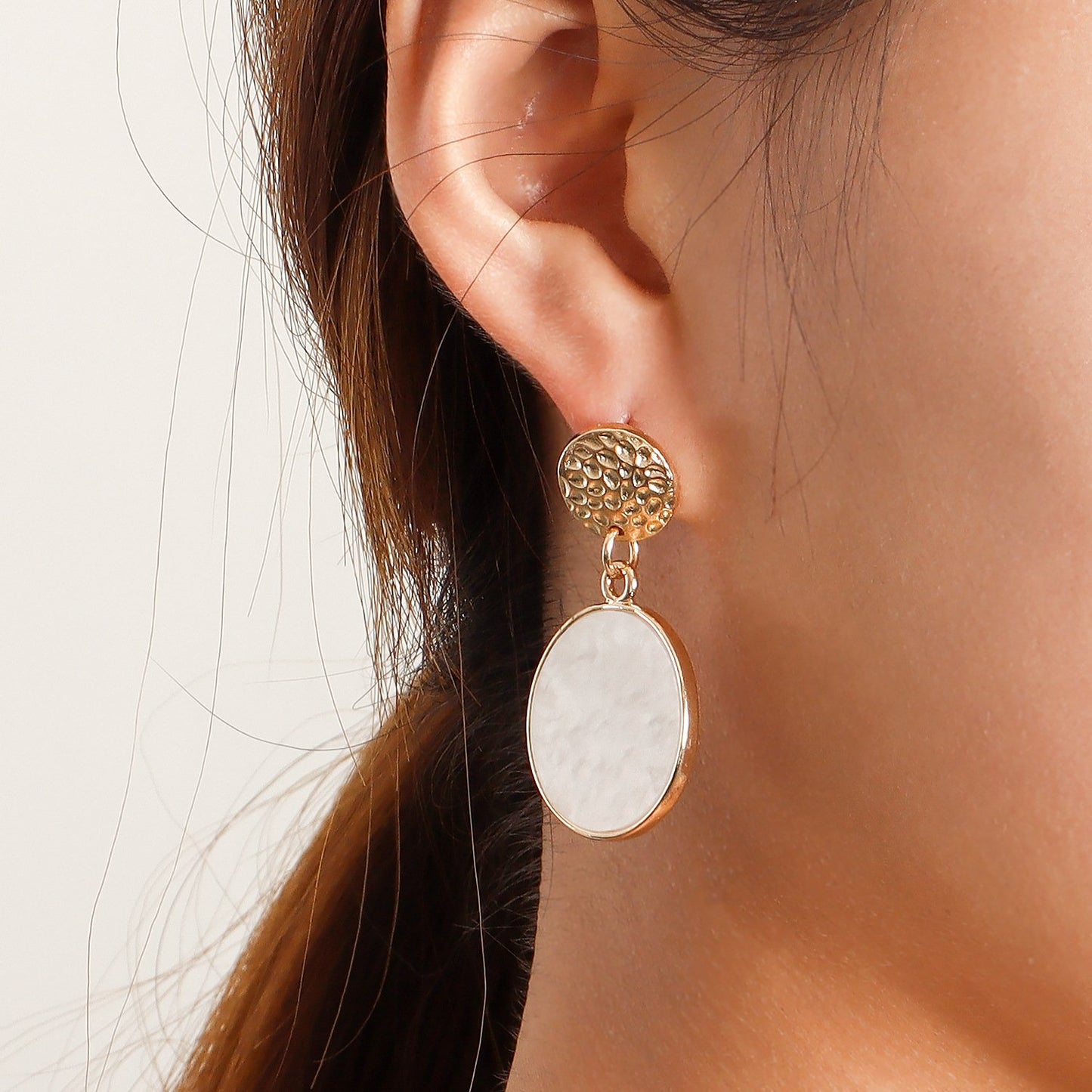 Jewelry ins geometric exaggerated large ring mother-of-pearl pendant earrings female hot girl trendy cool earrings