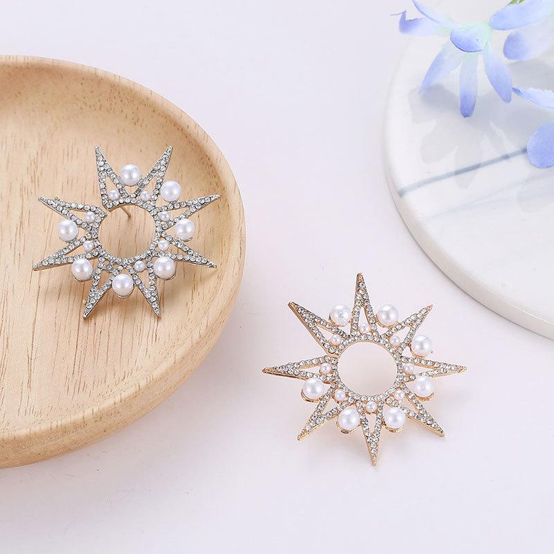 Fashionable geometric exaggerated earrings temperament pearl studded diamond starburst sun flower stud earrings single style