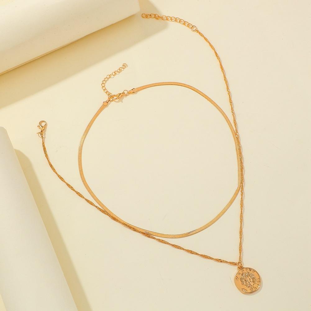 Jewelry Fashion Double Flat Snake Chain Ladies Clavicle Chain ISN Popular Retro Coin Pendant Necklace